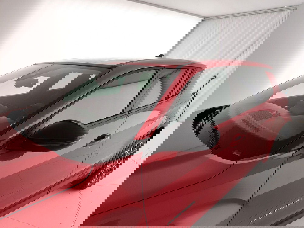 Jeep Avenger nuova a Caserta (14)