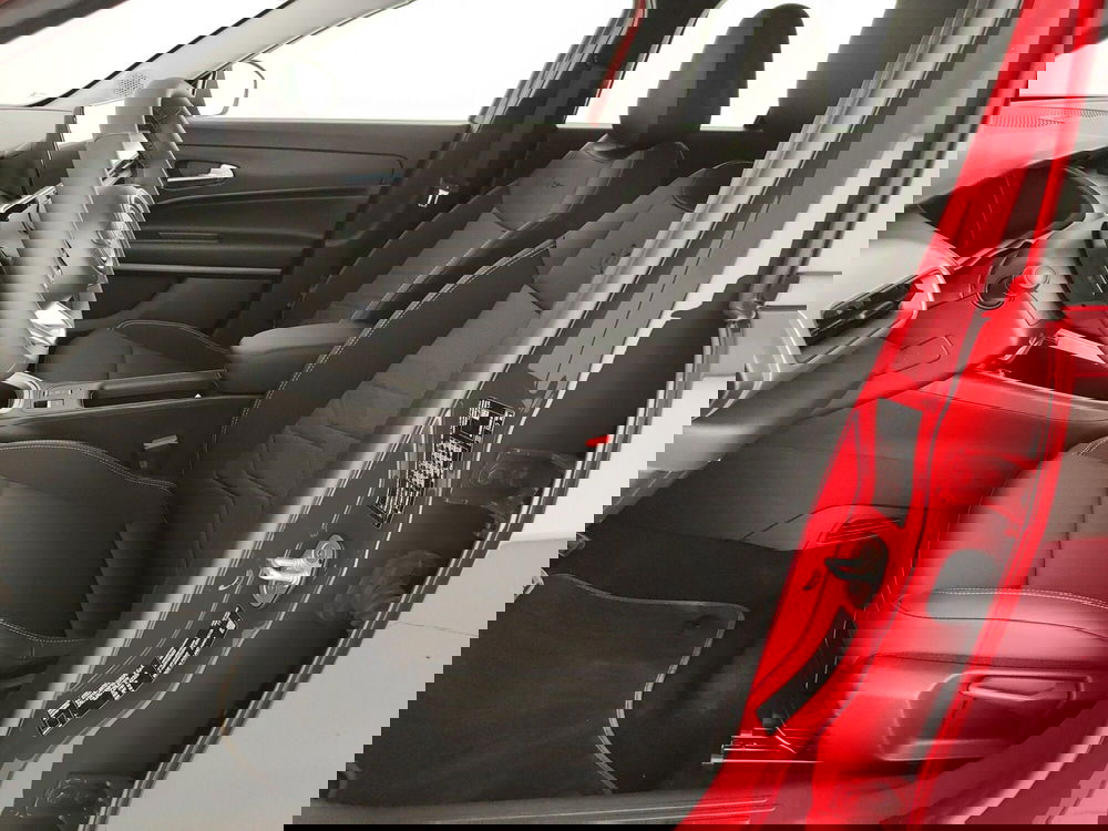 Jeep Avenger nuova a Caserta (16)