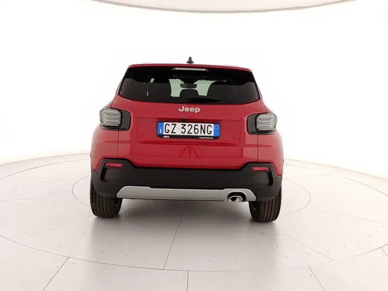Jeep Avenger nuova a Caserta (5)