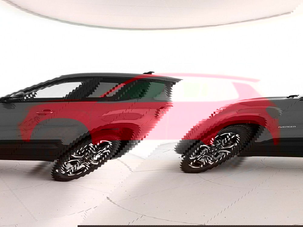 Jeep Avenger nuova a Caserta (8)