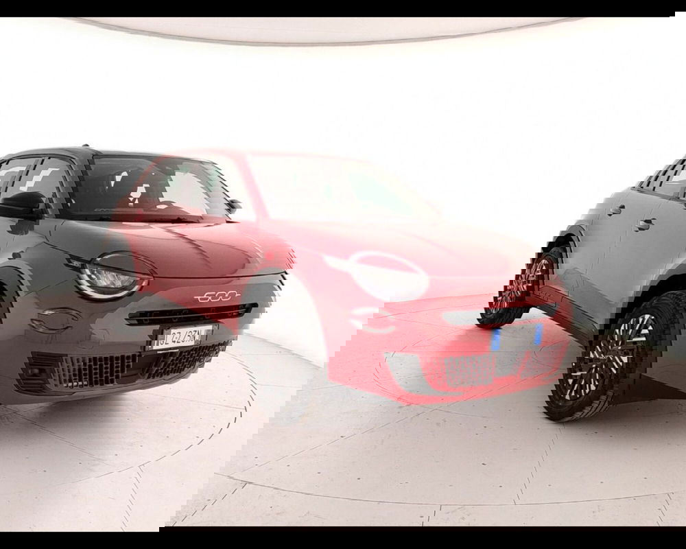 Fiat 600 nuova a Caserta