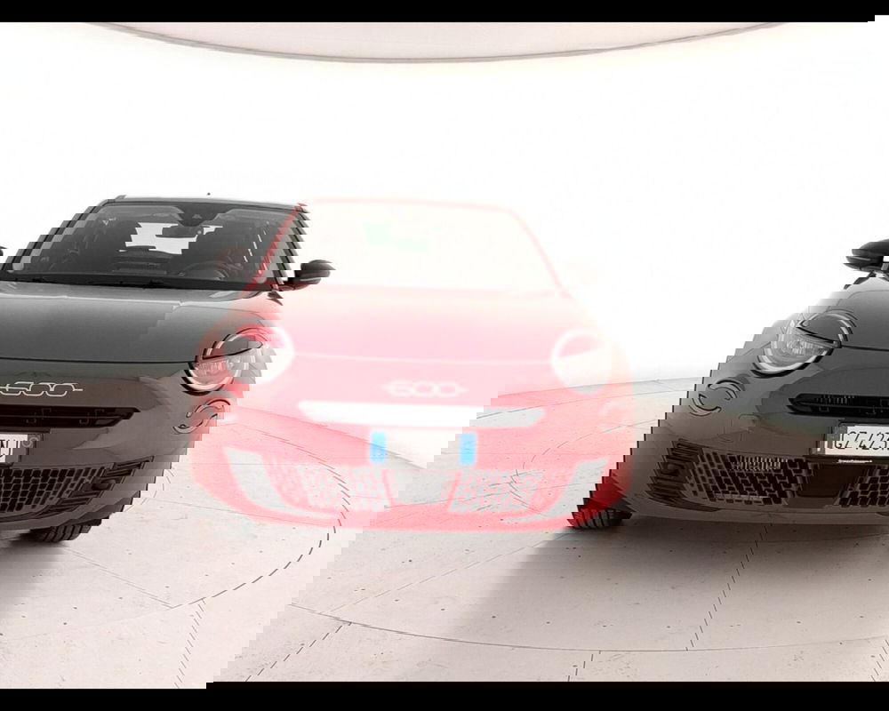 Fiat 600 nuova a Caserta (2)