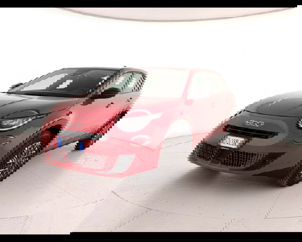 Fiat 600 nuova a Caserta (3)