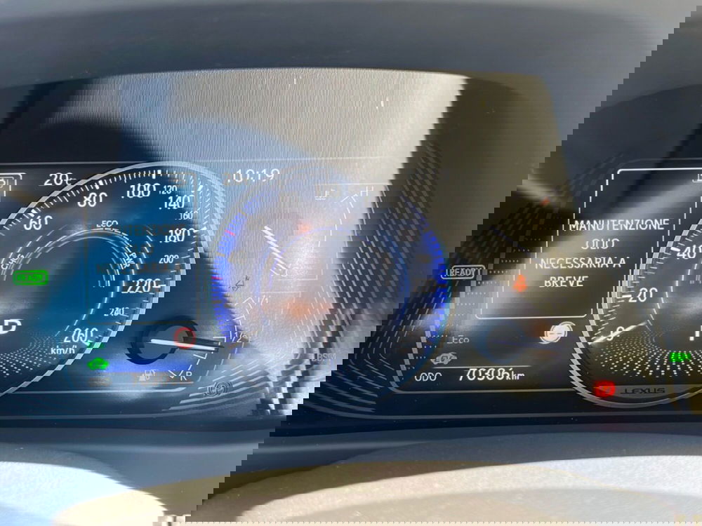 Lexus UX usata a Ragusa (11)