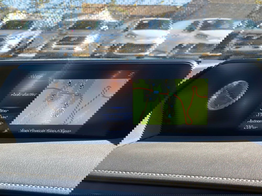 Lexus UX usata a Ragusa (12)