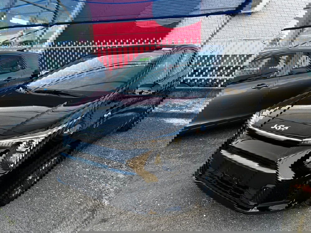 Kia Picanto nuova a Cremona (4)