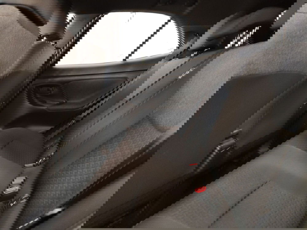 Toyota Yaris Cross usata a Roma (16)