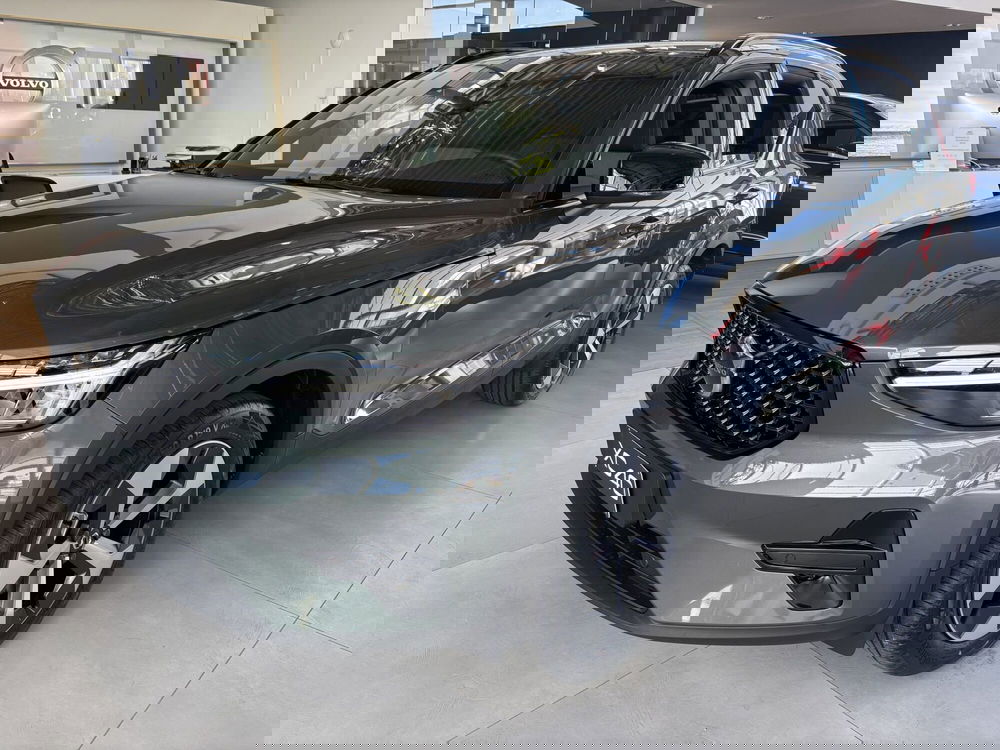 Volvo XC40 nuova a Ferrara