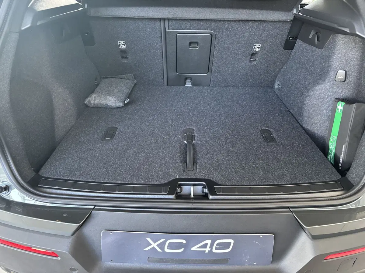 Volvo XC40 nuova a Ferrara (13)