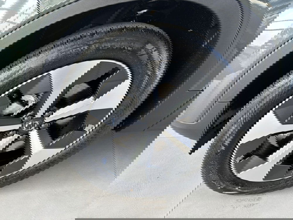 Volvo XC40 nuova a Ferrara (3)