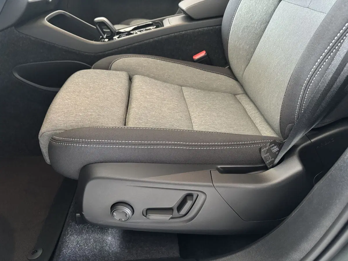 Volvo XC40 nuova a Ferrara (7)