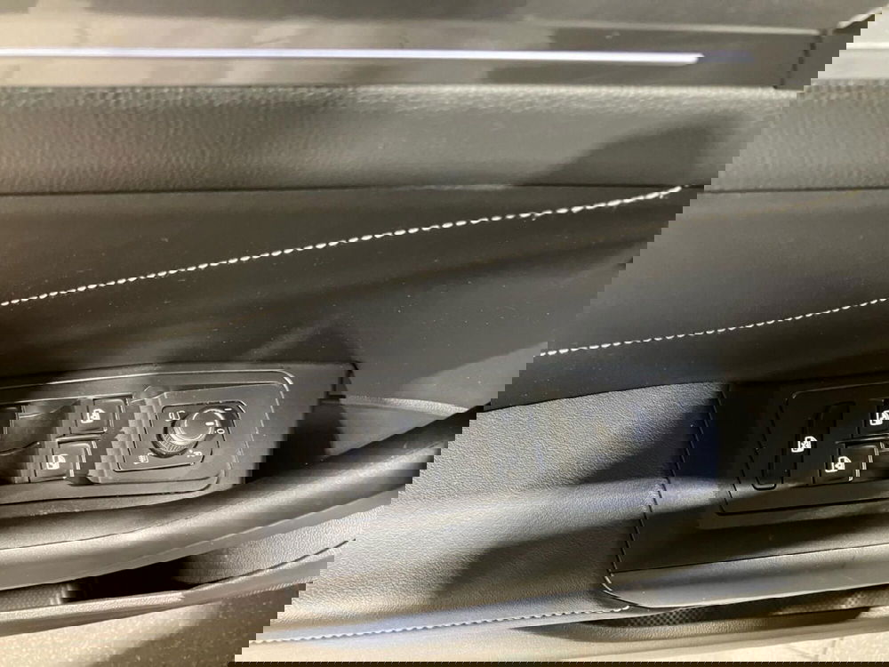 Volkswagen T-Roc usata a Bologna (18)