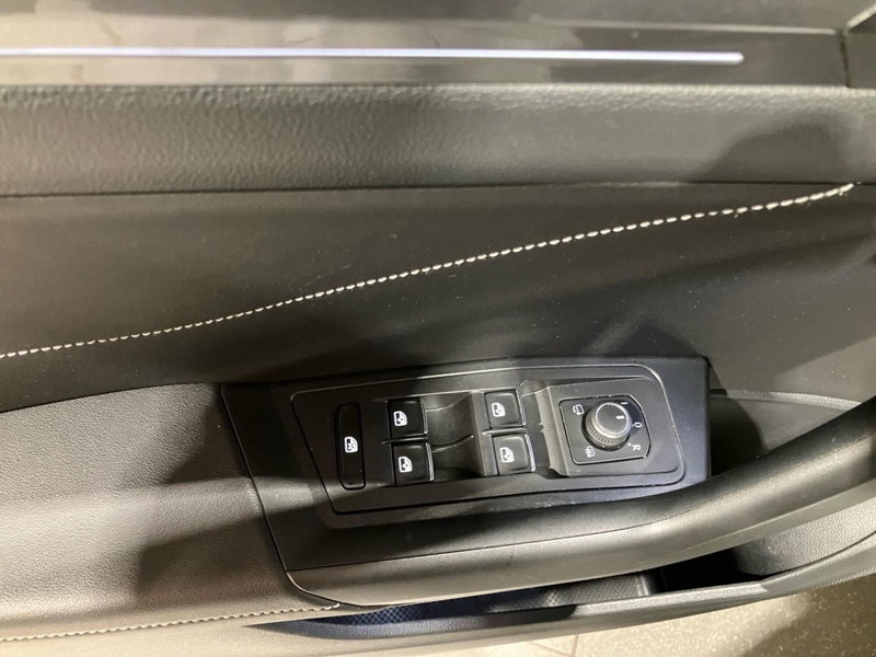 Volkswagen T-Roc usata a Bologna (18)