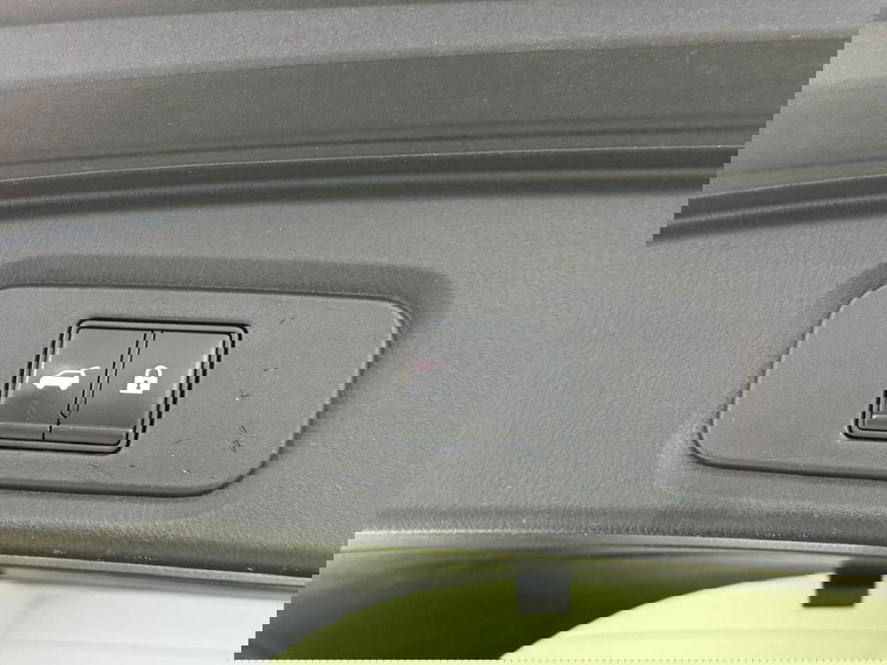 Nissan Qashqai usata a Como (19)