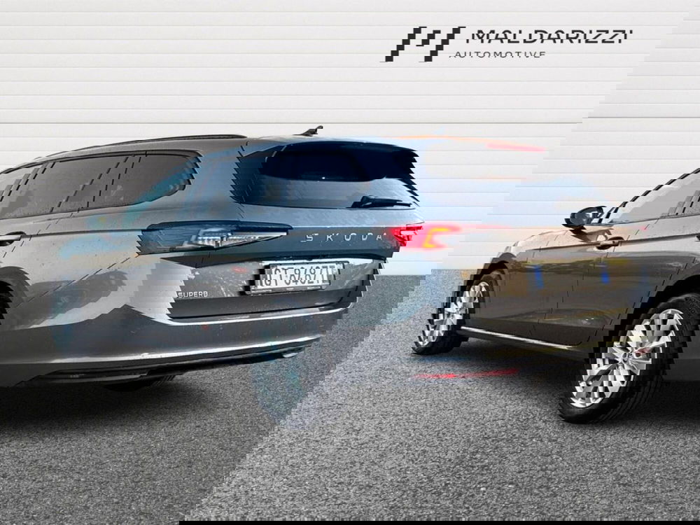 Skoda Superb usata a Barletta-Andria-Trani (11)