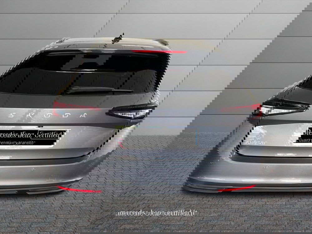 Skoda Superb usata a Barletta-Andria-Trani (12)