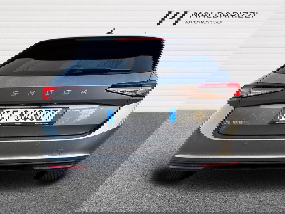 Skoda Superb usata a Barletta-Andria-Trani (7)