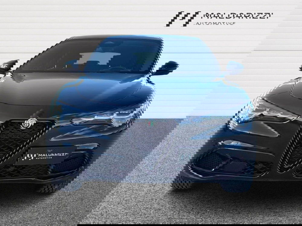 Alfa Romeo Stelvio usata a Bari (2)