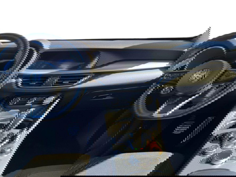 Alfa Romeo Stelvio usata a Bari (8)