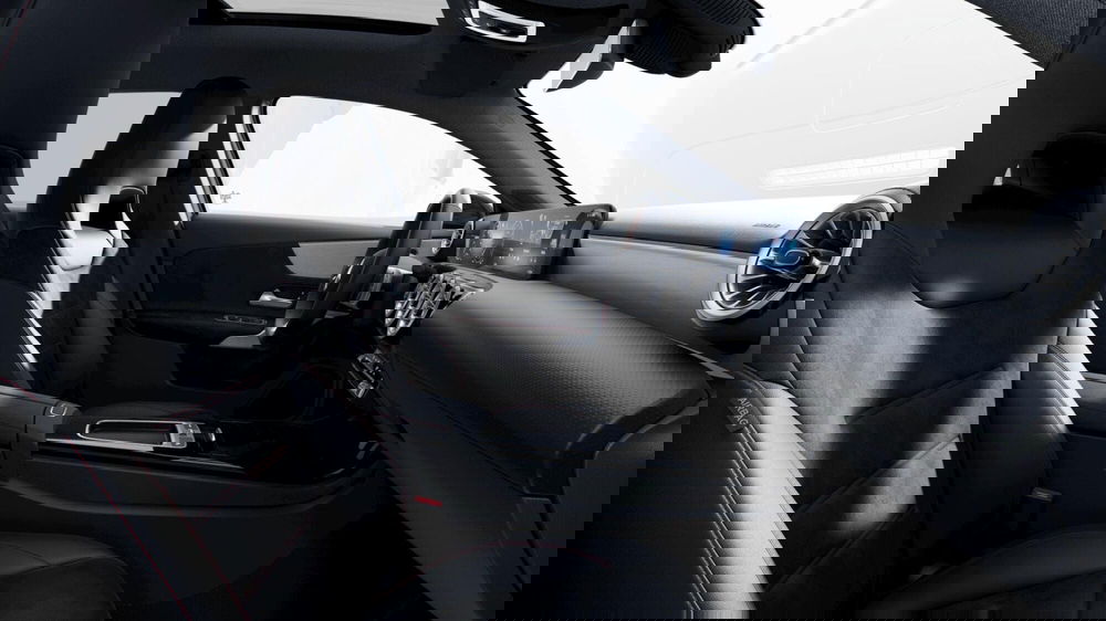 Mercedes-Benz Classe A nuova a Milano (7)