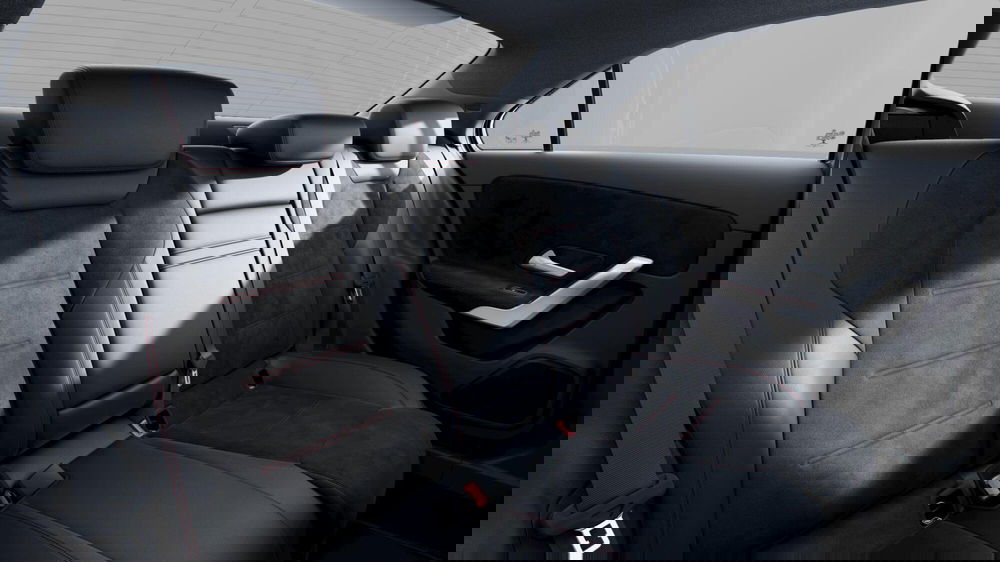 Mercedes-Benz Classe A Sedan nuova a Milano (6)