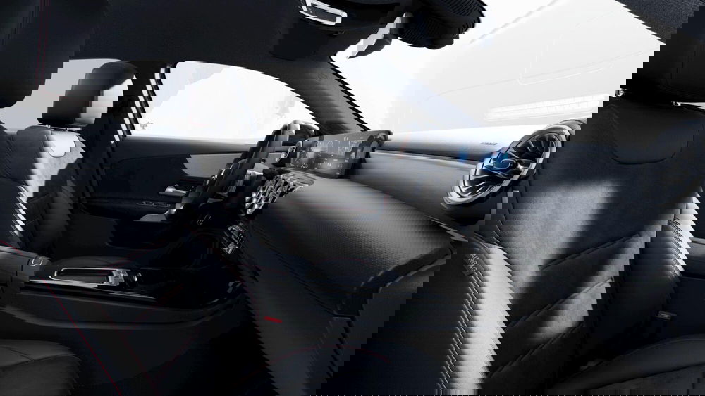 Mercedes-Benz Classe A Sedan nuova a Milano (7)