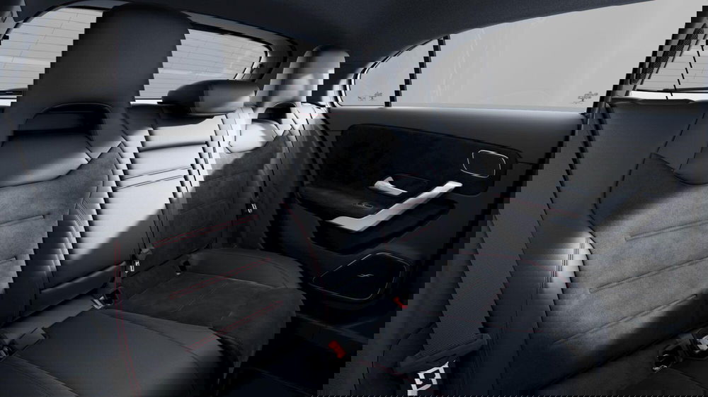 Mercedes-Benz Classe A nuova a Milano (6)