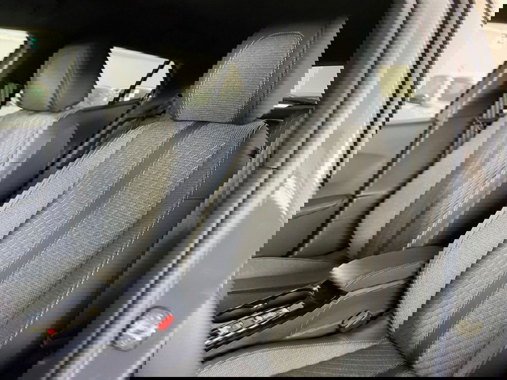 Peugeot 2008 nuova a Bari (12)