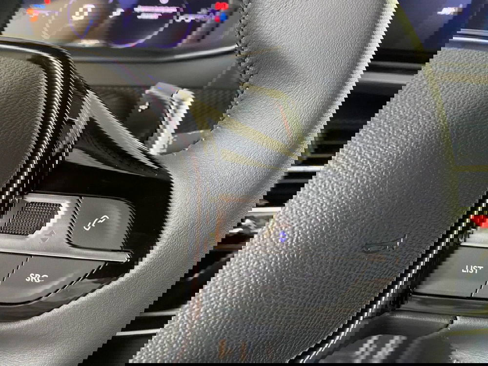 Peugeot 2008 nuova a Bari (19)