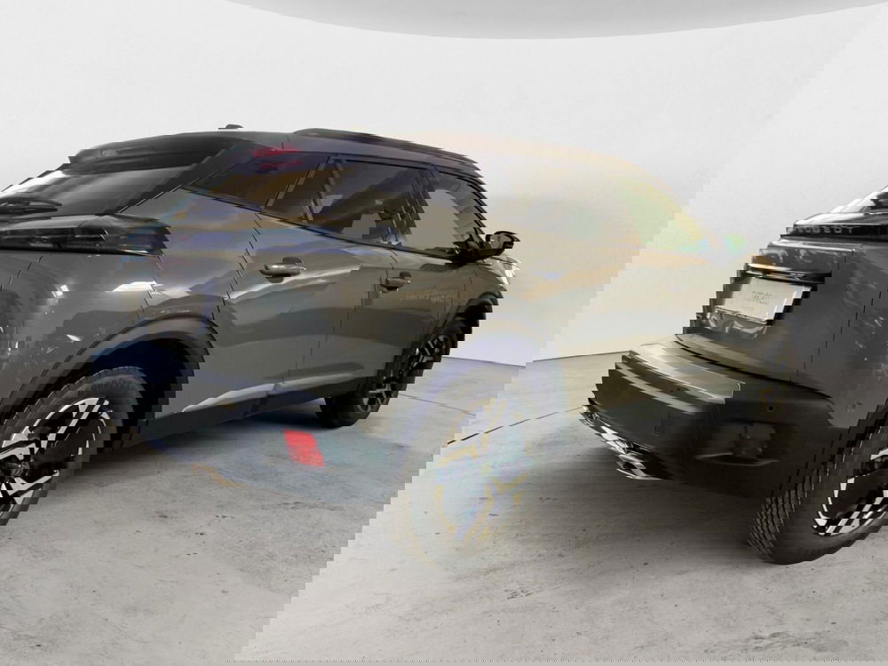 Peugeot 2008 nuova a Bari (8)