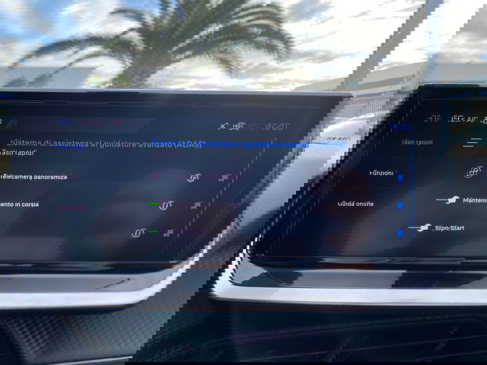 Peugeot 2008 nuova a Bari (18)