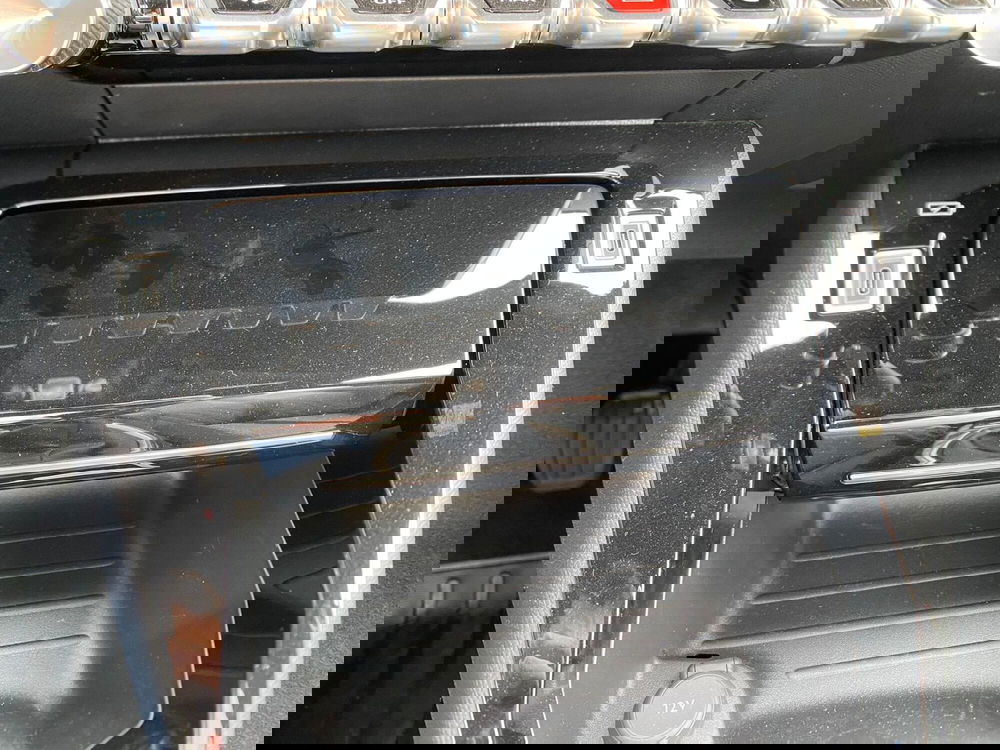 Peugeot 2008 nuova a Bari (20)