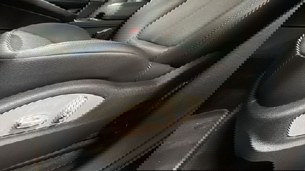 Porsche Macan usata a Pescara (13)