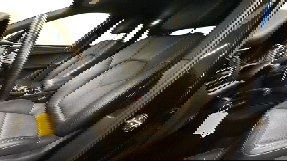 Porsche Macan usata a Pescara (6)