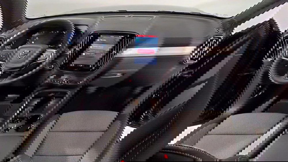 Volvo XC40 usata a Como (7)