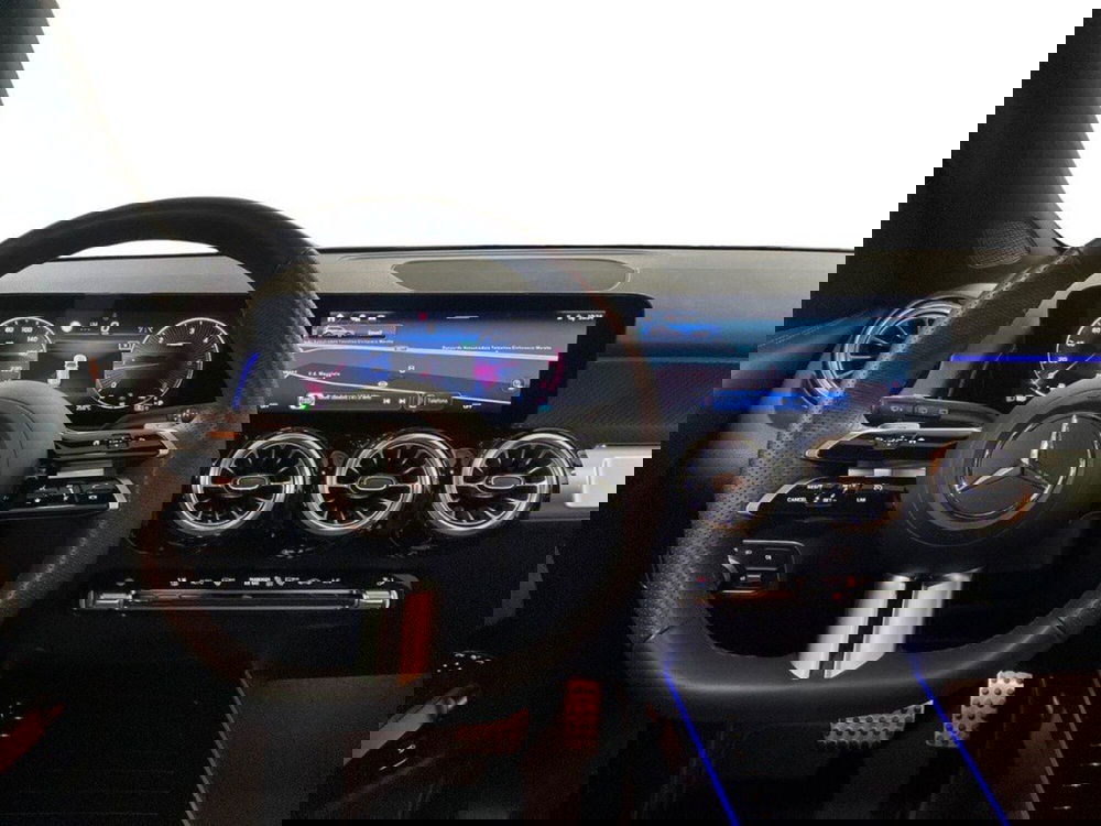 Mercedes-Benz GLB usata a Macerata (11)