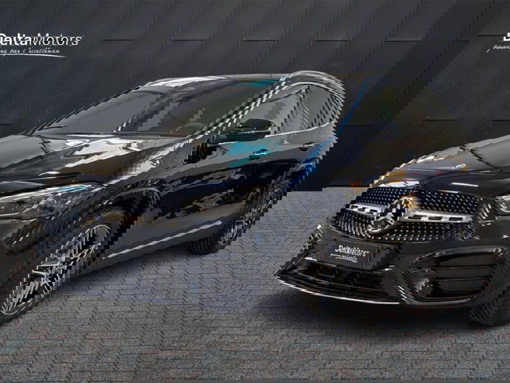 Mercedes-Benz GLA SUV nuova a Rimini