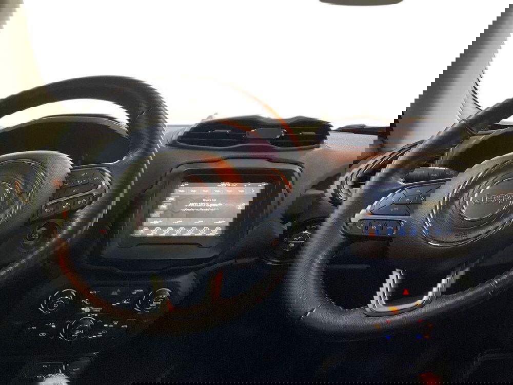 Jeep Renegade usata a Macerata (11)