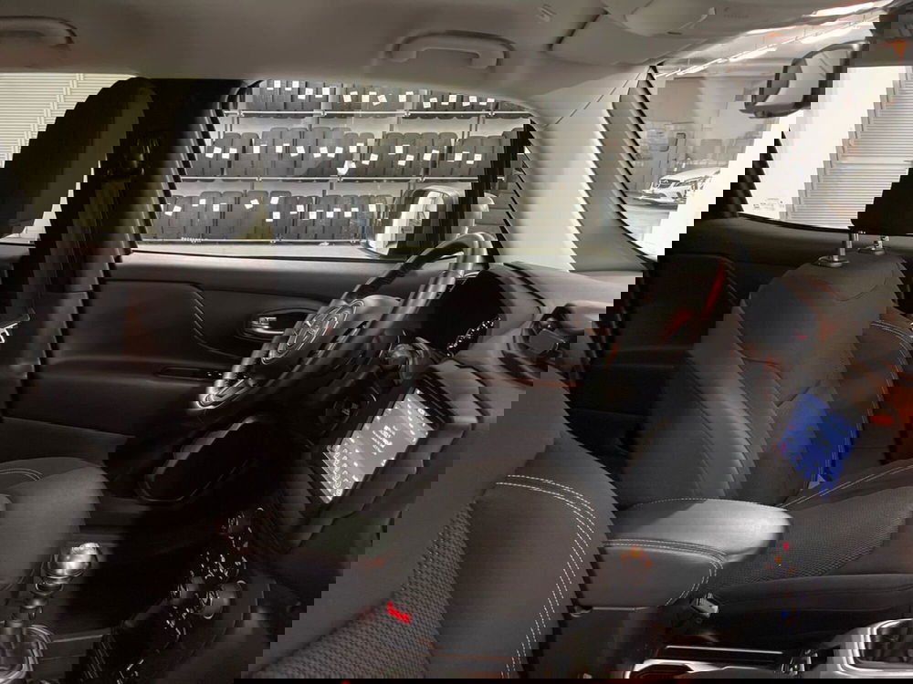 Jeep Renegade usata a Macerata (14)