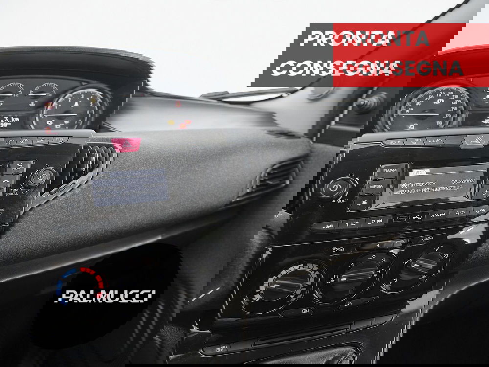 Lancia Ypsilon usata a Prato (11)