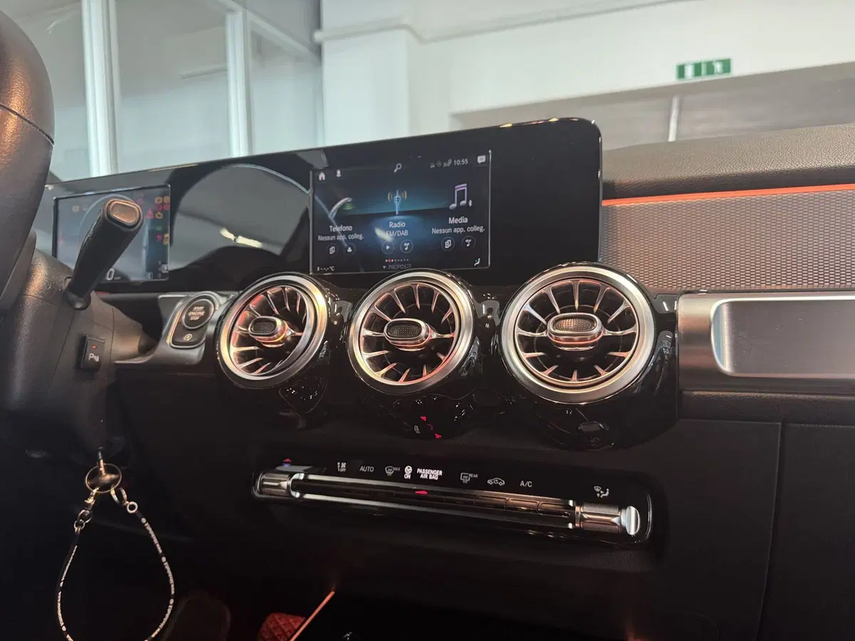 Mercedes-Benz GLB usata a Messina (12)