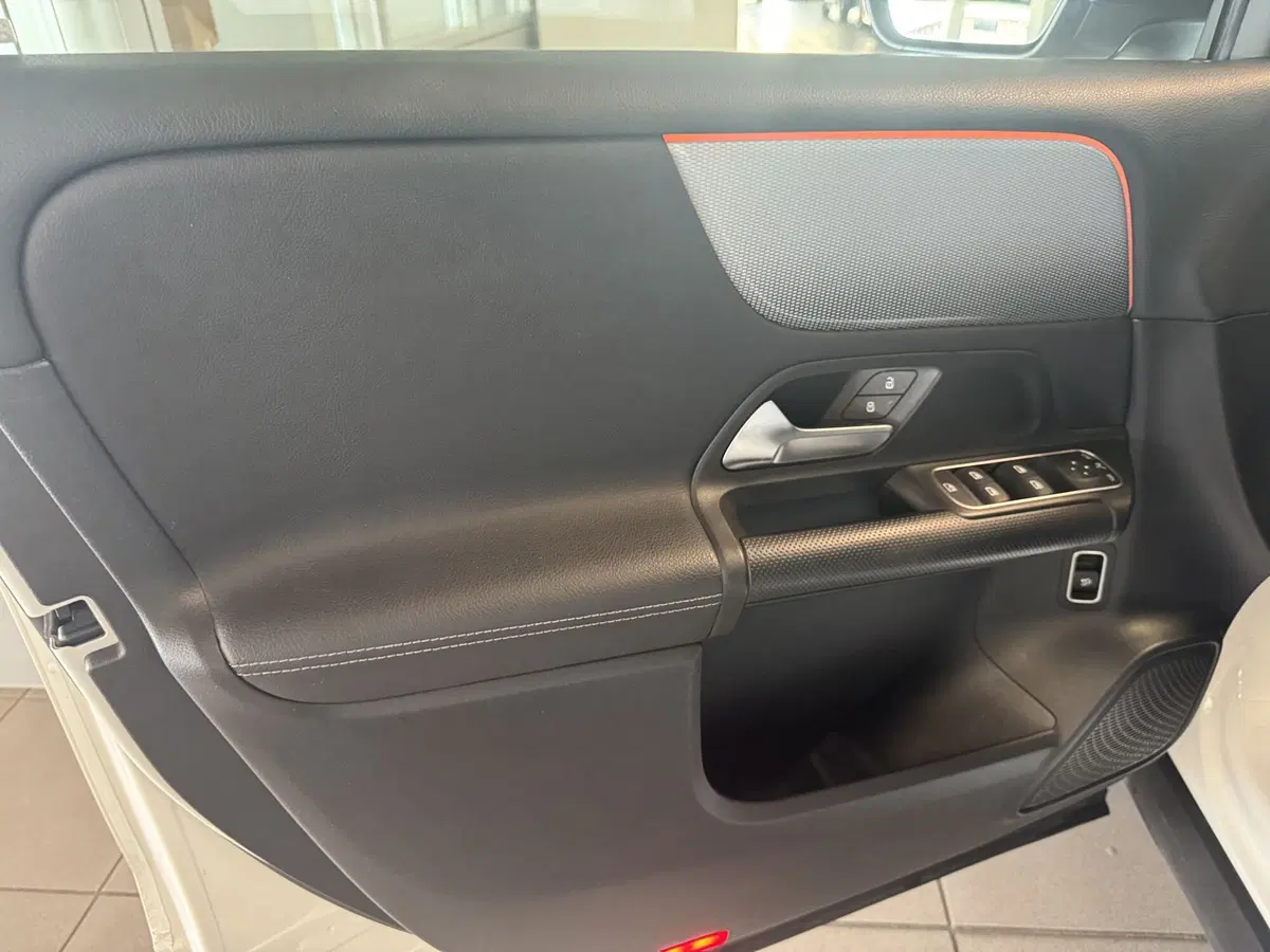 Mercedes-Benz GLB usata a Messina (6)