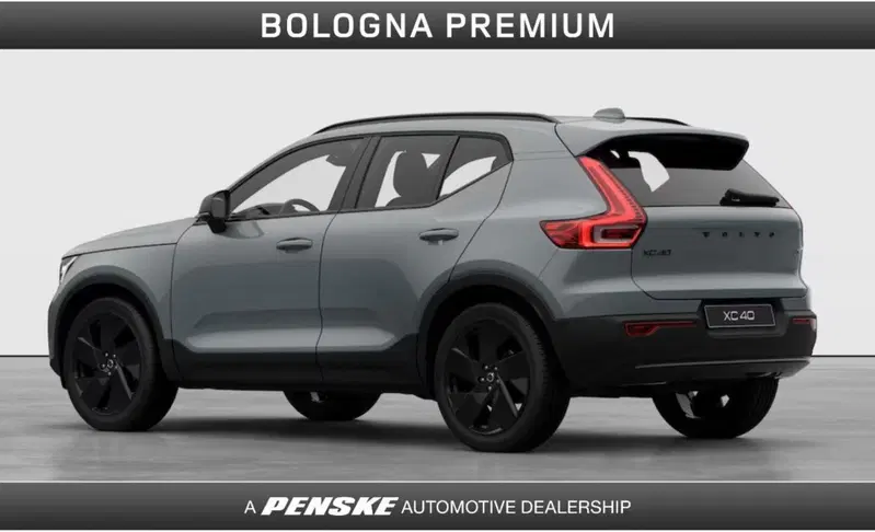 Volvo XC40 nuova a Bologna (2)
