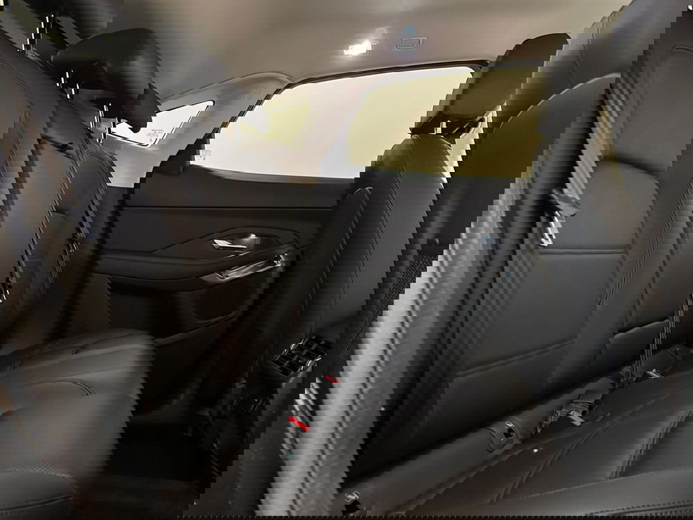 Jaguar E-Pace usata a Varese (5)