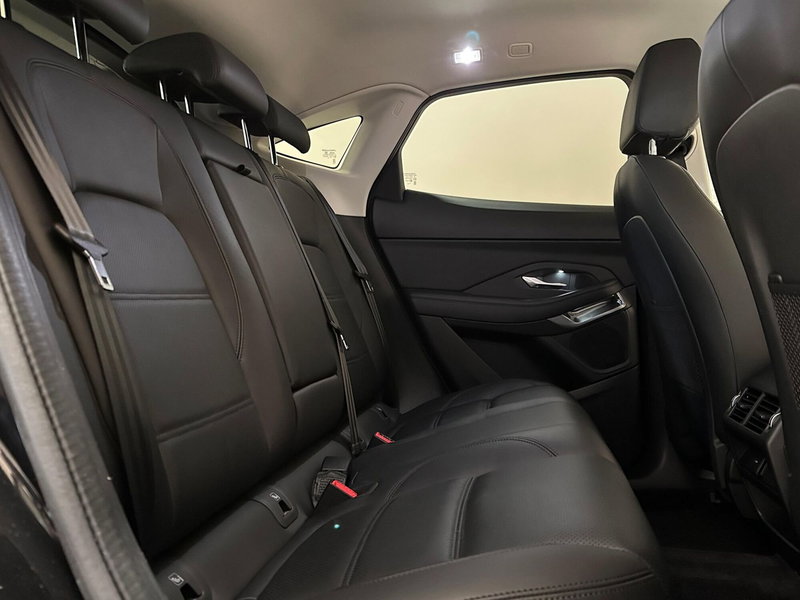 Jaguar E-Pace usata a Varese (5)