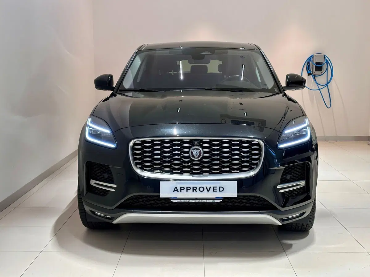 Jaguar E-Pace usata a Varese (8)