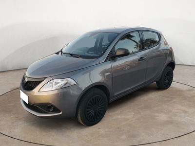 Lancia Ypsilon 0.9 TwinAir 5 porte Metano Ecochic Elefantino Blu del 2019 usata a Massafra