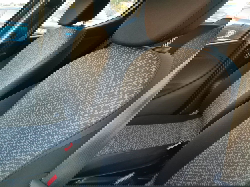 Lancia Ypsilon usata a Taranto (11)