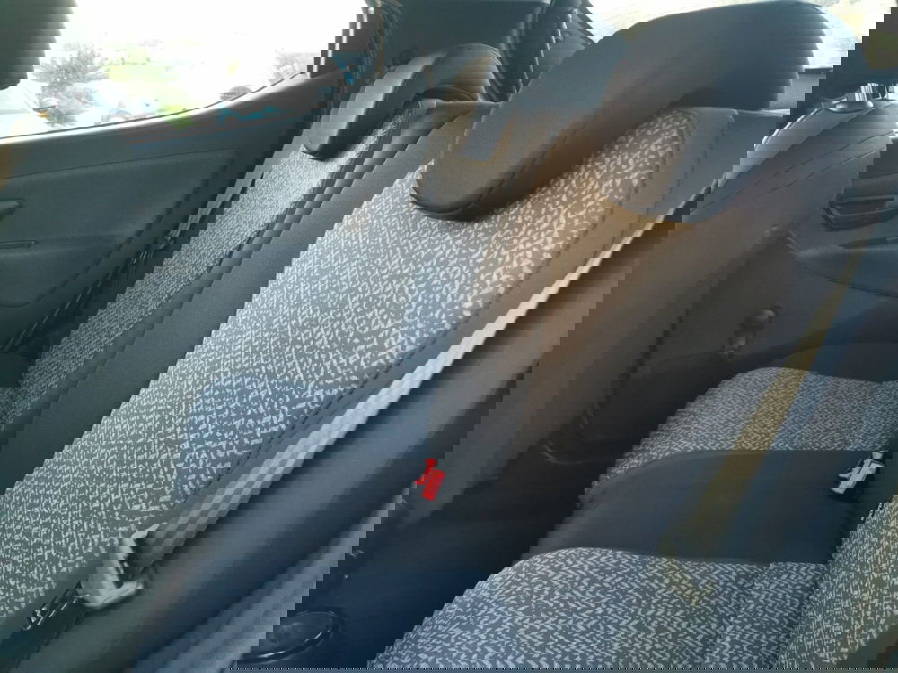 Lancia Ypsilon usata a Taranto (12)