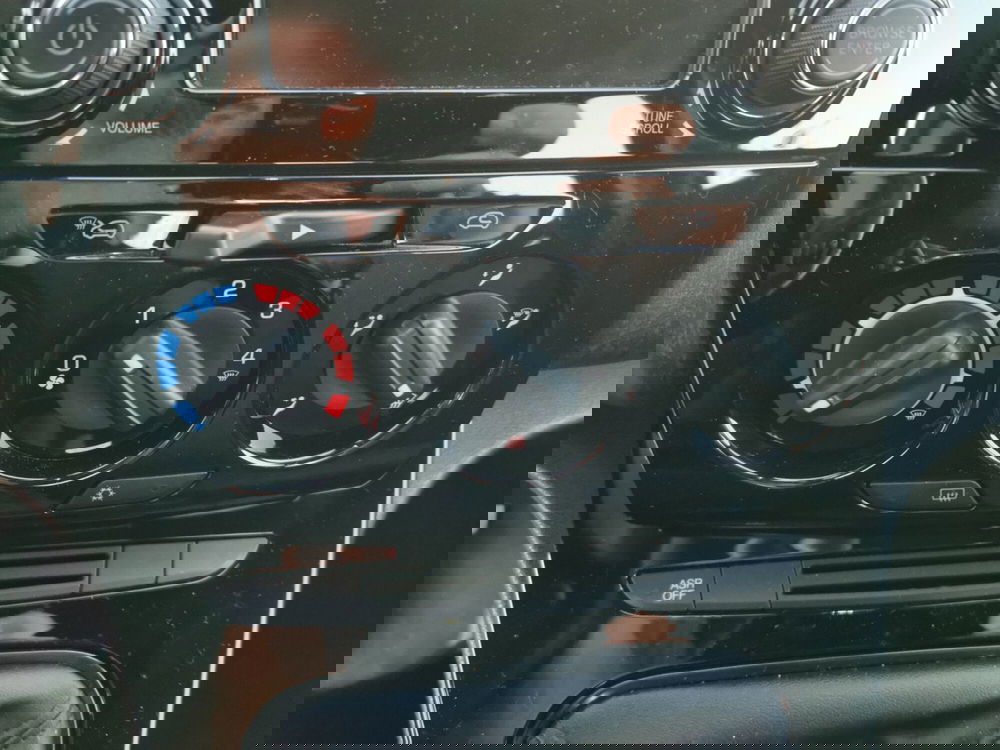 Lancia Ypsilon usata a Taranto (15)